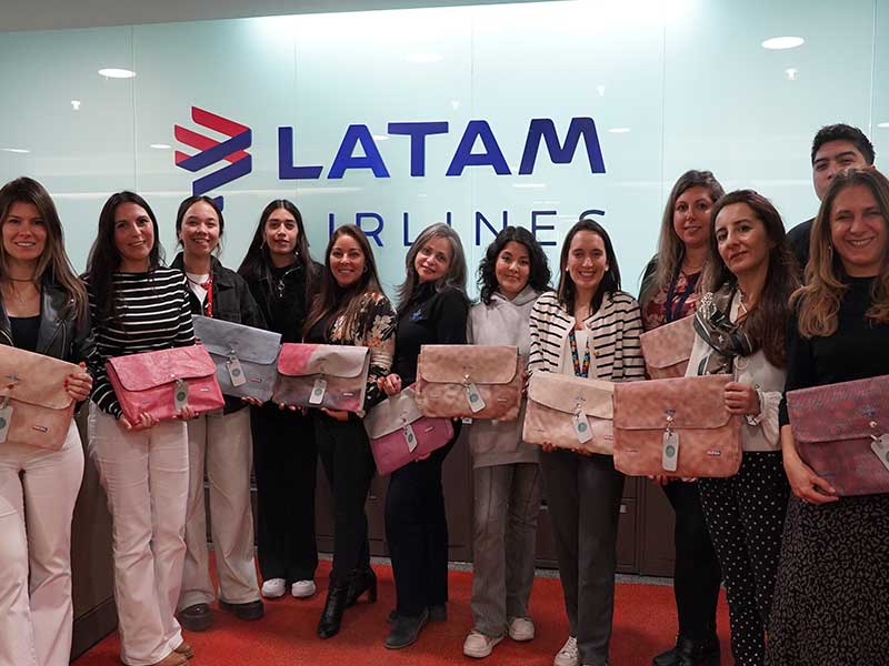 Economía circular y trabajo en red junto a Global Vía Pública y LATAM Airlines